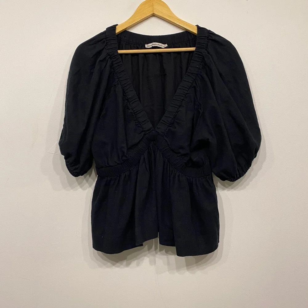 Abercrombie & Fitch Black Puff Sleeve V-Neck Dark Romantic Peplum Blouse Large